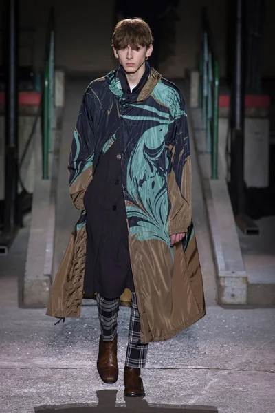 Look 36